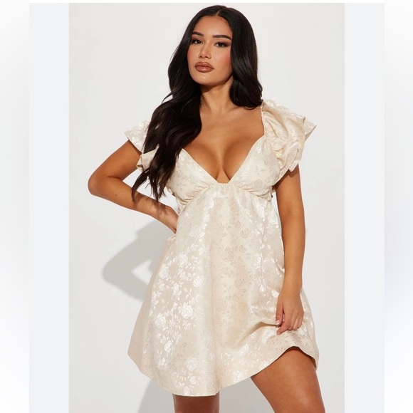 Fashion Nova Dresses & Skirts - NWT,Fashion Nova, Jasmine Tea
Babydoll Dress in Soft Cream, Size Medium
